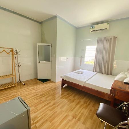 Nhà Nghỉ Ý Vy Phu Quoc Exterior foto
