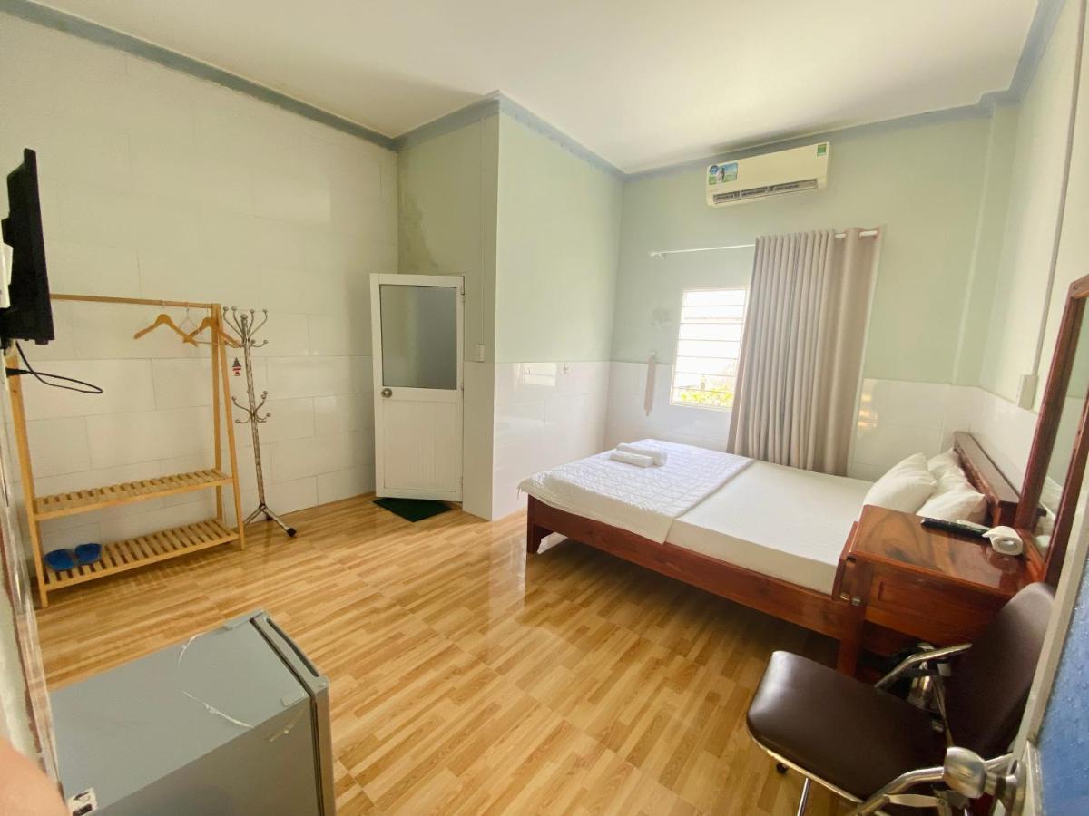 Nhà Nghỉ Ý Vy Phu Quoc Exterior foto