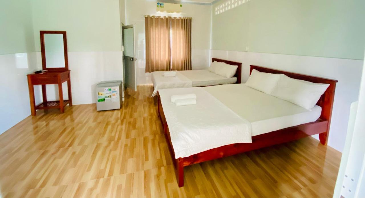 Nhà Nghỉ Ý Vy Phu Quoc Exterior foto